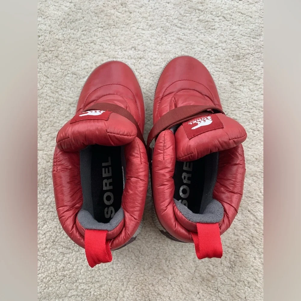 Sorel Womens Size 6.5 Out N About Red Puffy Strap Snow Boots Sneakers Dahlia Red